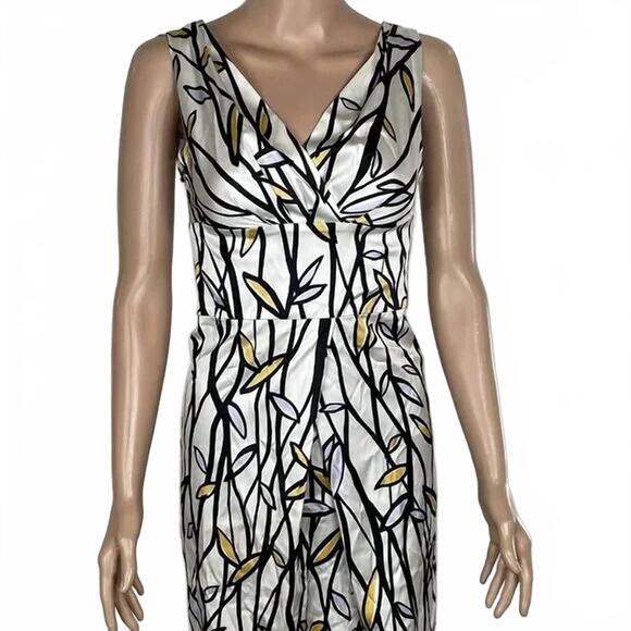 NEW DIANE VON FURSTENBERG women's plunging neckline dress in white